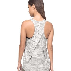 Lululemon essential tank pleated